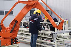 工业焊接机器人厂家技术安装调试机器人