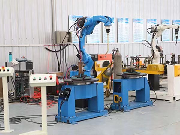 六轴机器人自动焊接生产线的构成